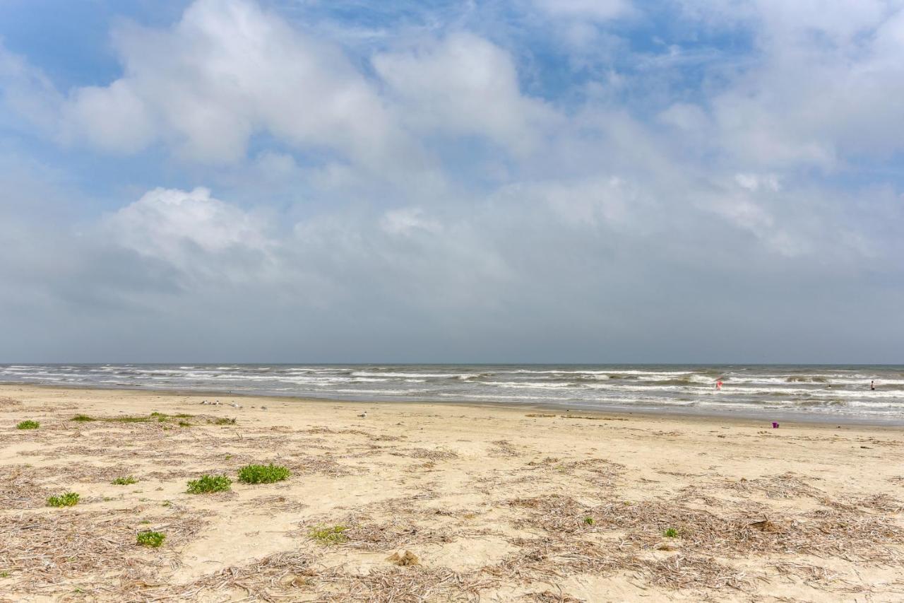 Galveston Townhome With Balconies Walk To Beach! Exterior foto