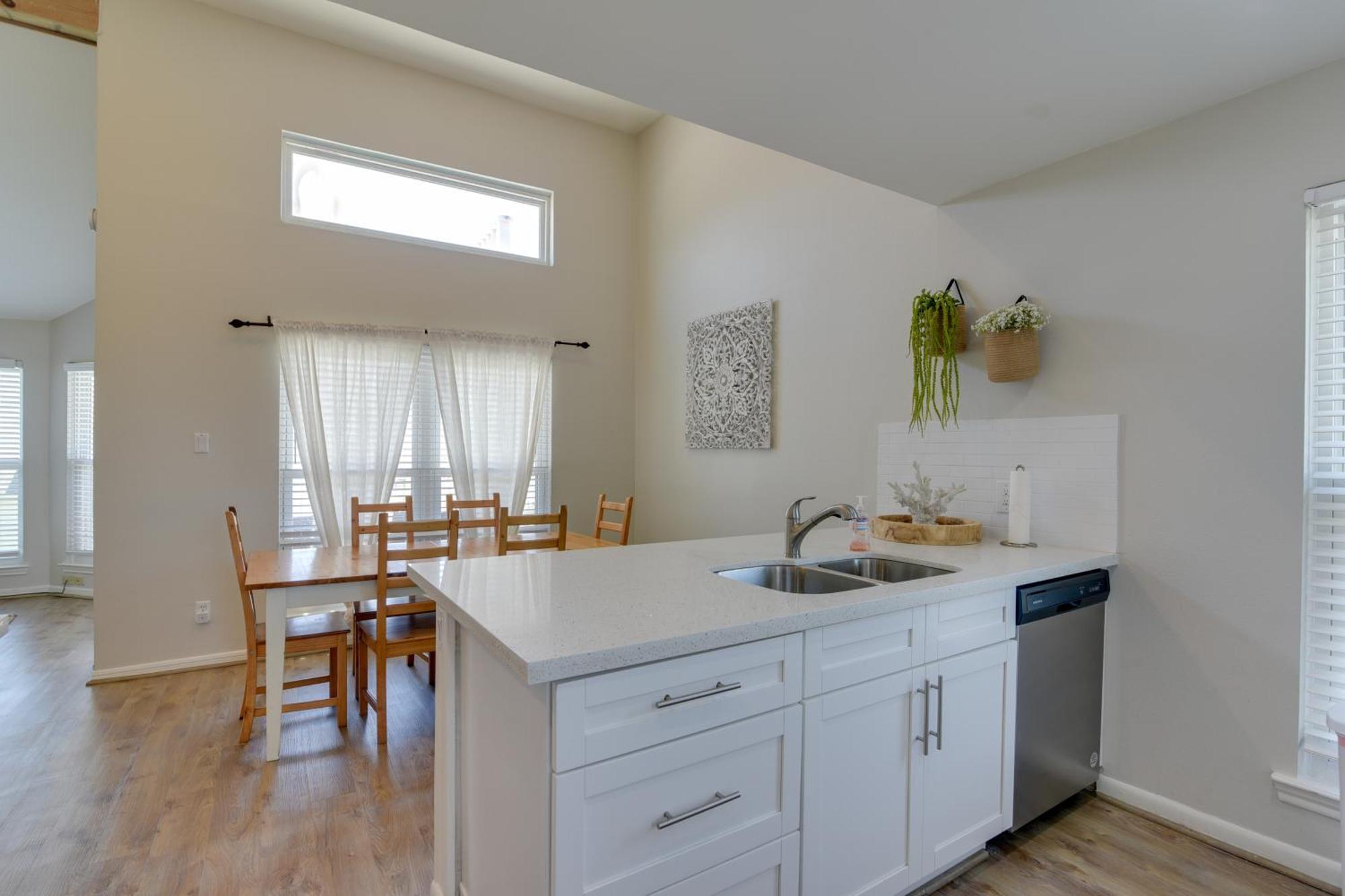 Galveston Townhome With Balconies Walk To Beach! Exterior foto