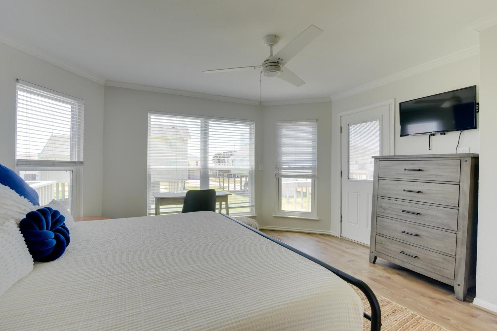 Galveston Townhome With Balconies Walk To Beach! Exterior foto